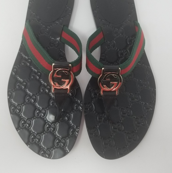 Gucci Thong Sandals - Picture 2 of 7